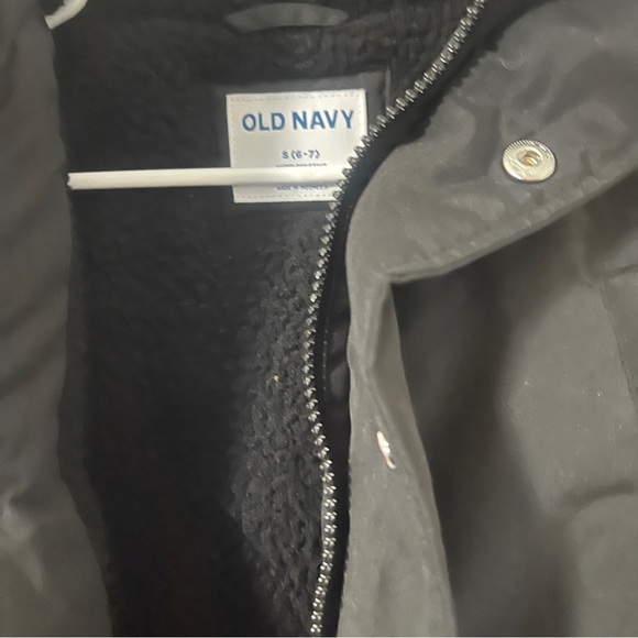 Old Navy Small (6-7) Black Boys Hooded Zip-Front Water-Resistant Jacket  NWOT - Picture 6 of 11